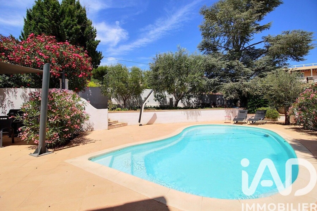 House in Bandol, Provence-Alpes-Côte d'Azur, France 3 - 17545774