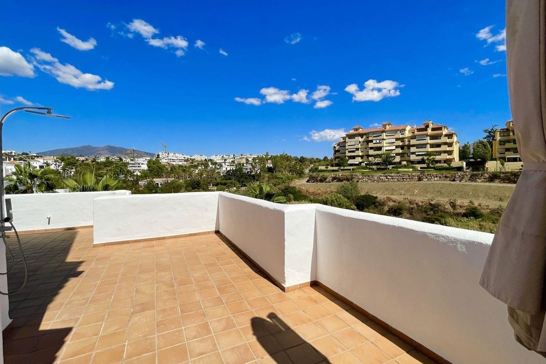 Apartment in Estepona, Andalusia, Spain 2 - 17541359