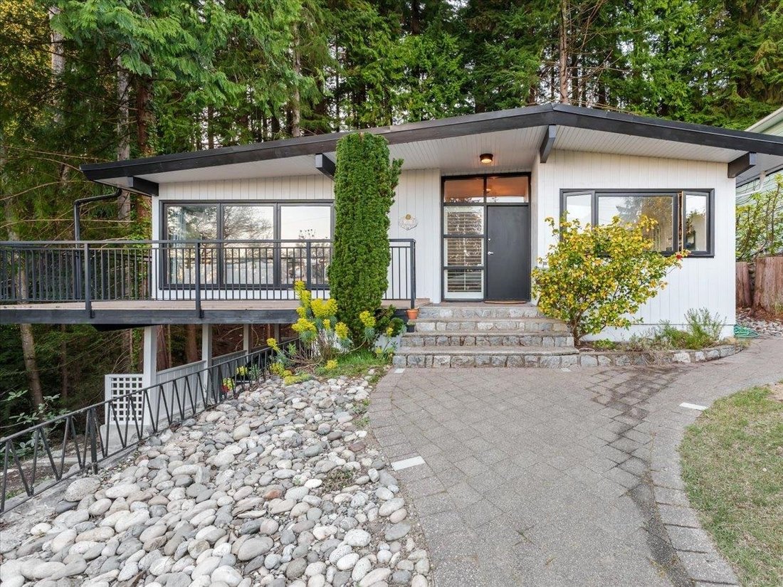 House in North Vancouver, British Columbia, Canada 1 - 17544665