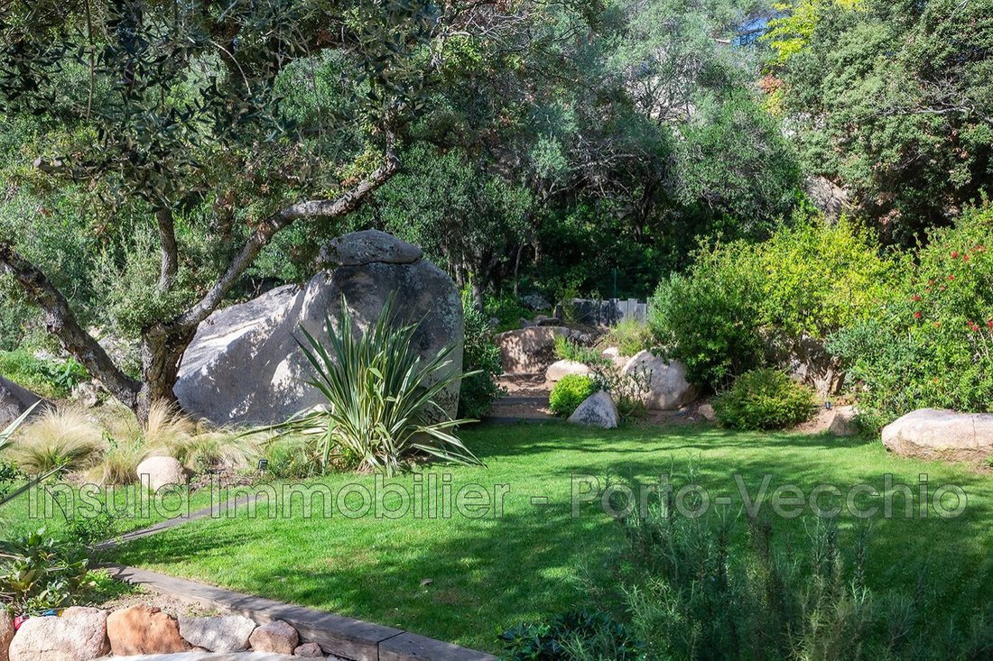 Villa in Porto-Vecchio, Corsica, France 3 - 17540852