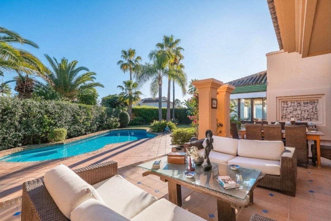 Villa in Elviria-Cabopino, Marbella, Spain 3 - 17431824