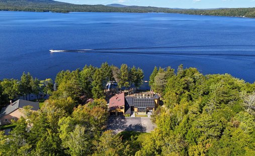 House in Trenton, Maine, United States 1