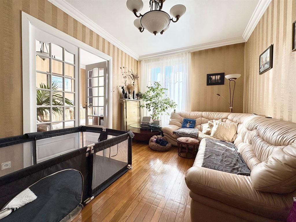 Apartment in Invalides, Paris 7e Arrondissement, Paris 4 - 17540659