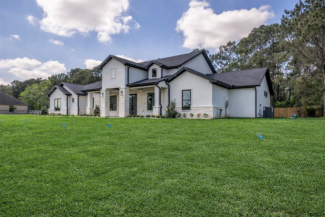 House in Tomball, Texas, United States 2 - 17538855