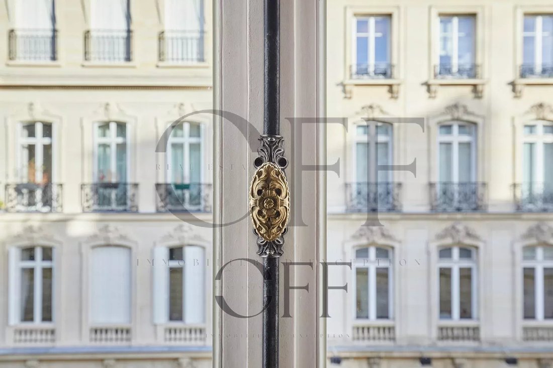 Apartment in Triangle d'Or, Paris 8e Arrondissement, Paris 2 - 16561906