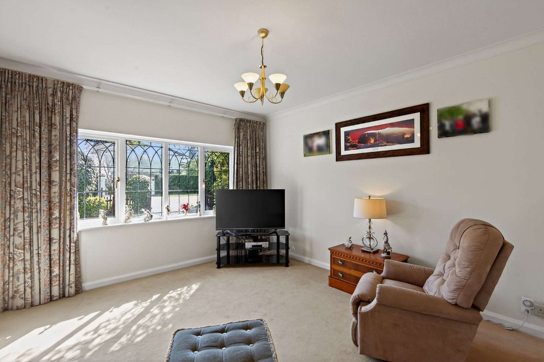 House in Sunningdale, England 5 - 17540248