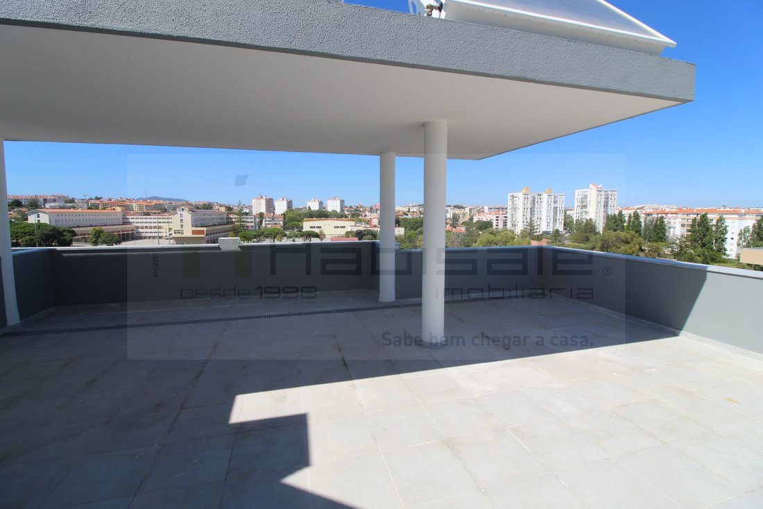 Apartment in Carcavelos e Parede, Lisbon, Portugal 3 - 17542117