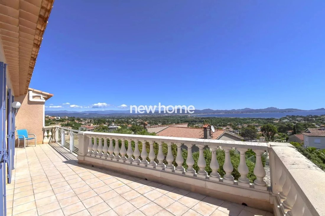 Villa in Frejus, Provence-Alpes-Côte d'Azur, France 5 - 17504502