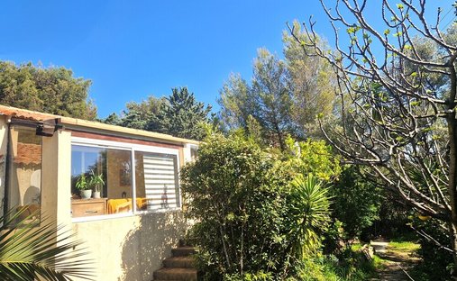 House in La Ciotat, Provence-Alpes-Côte d'Azur, France 1