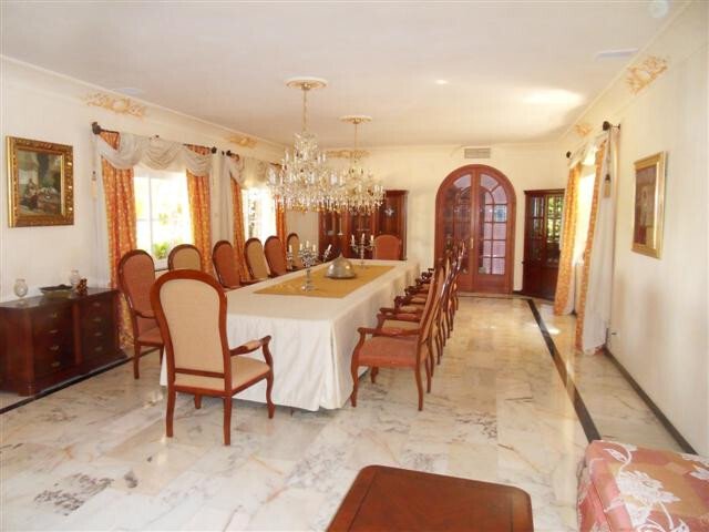 Villa in La Quinta, Benahavis, Andalusia 4 - 11284940