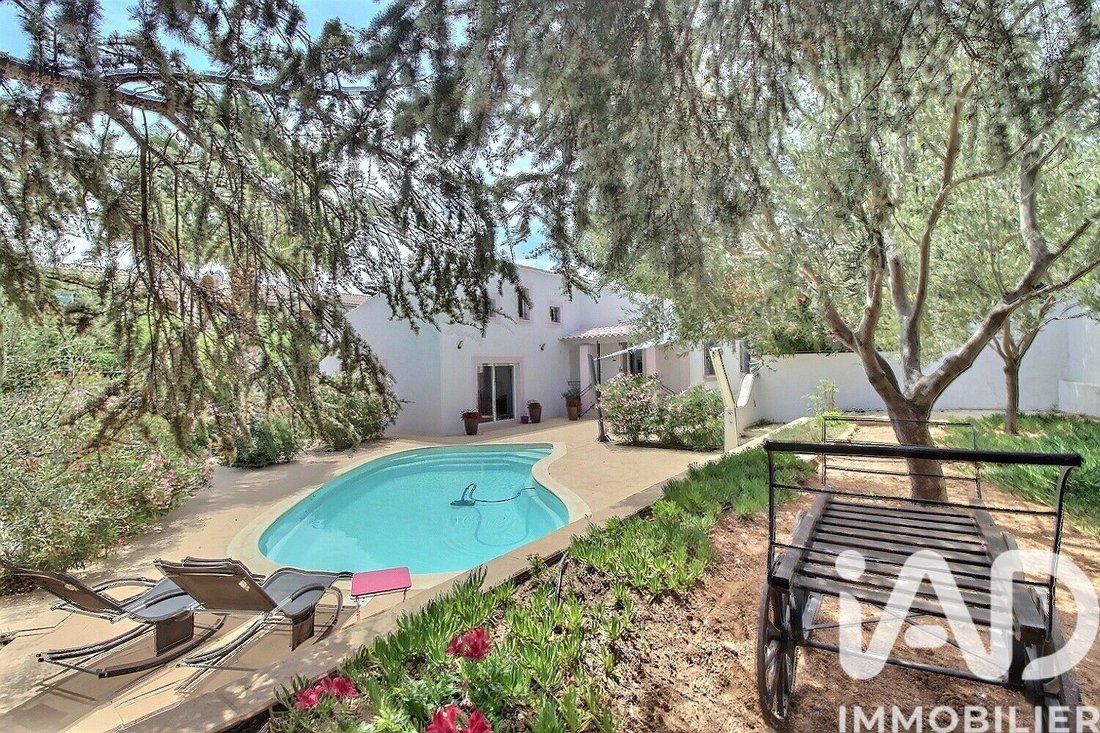 House in Bandol, Provence-Alpes-Côte d'Azur, France 4 - 17545774