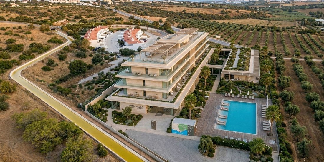Land in Mexilhoeira Grande, Algarve, Portugal 2 - 17541659