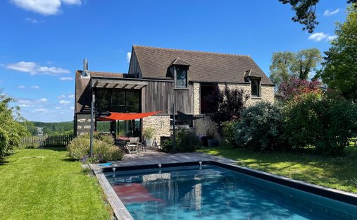 House in Longvilliers, Ile-de-France, France 1