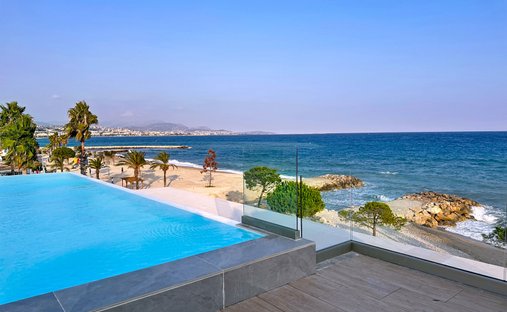 Apartment in Route de Grasse, Villeneuve-Loubet, France 1