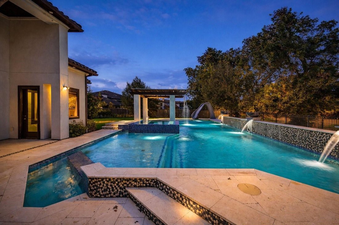 House in Sugar Land, Texas, United States 2 - 17544083