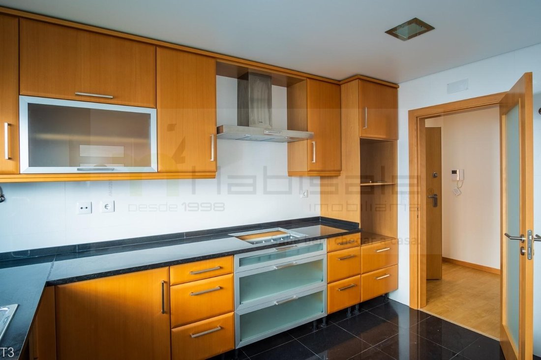 Apartment in Carcavelos e Parede, Lisbon, Portugal 5 - 17542137