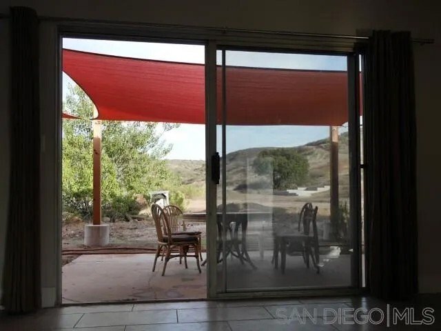 Santee, California, United States 5 - 17543121