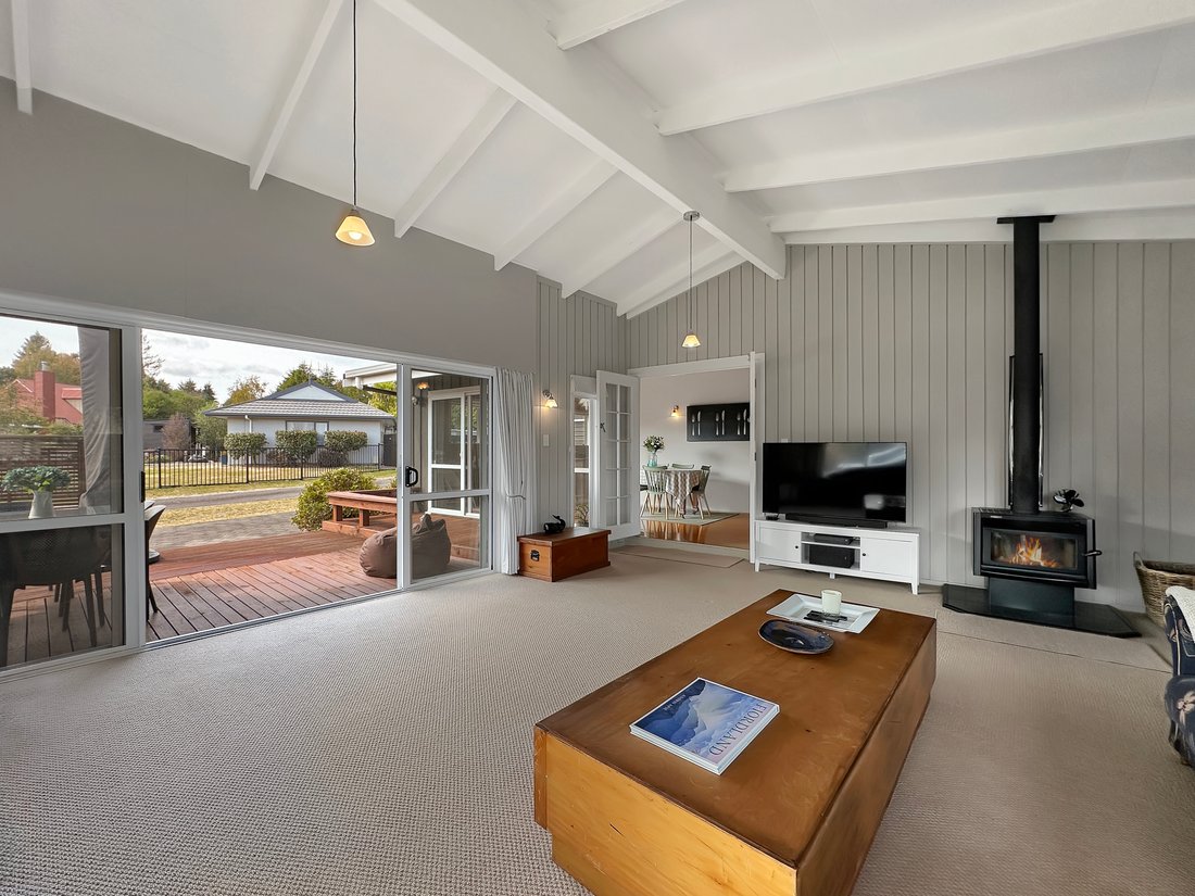 Kinloch, Waikato, New Zealand 2 - 17539200
