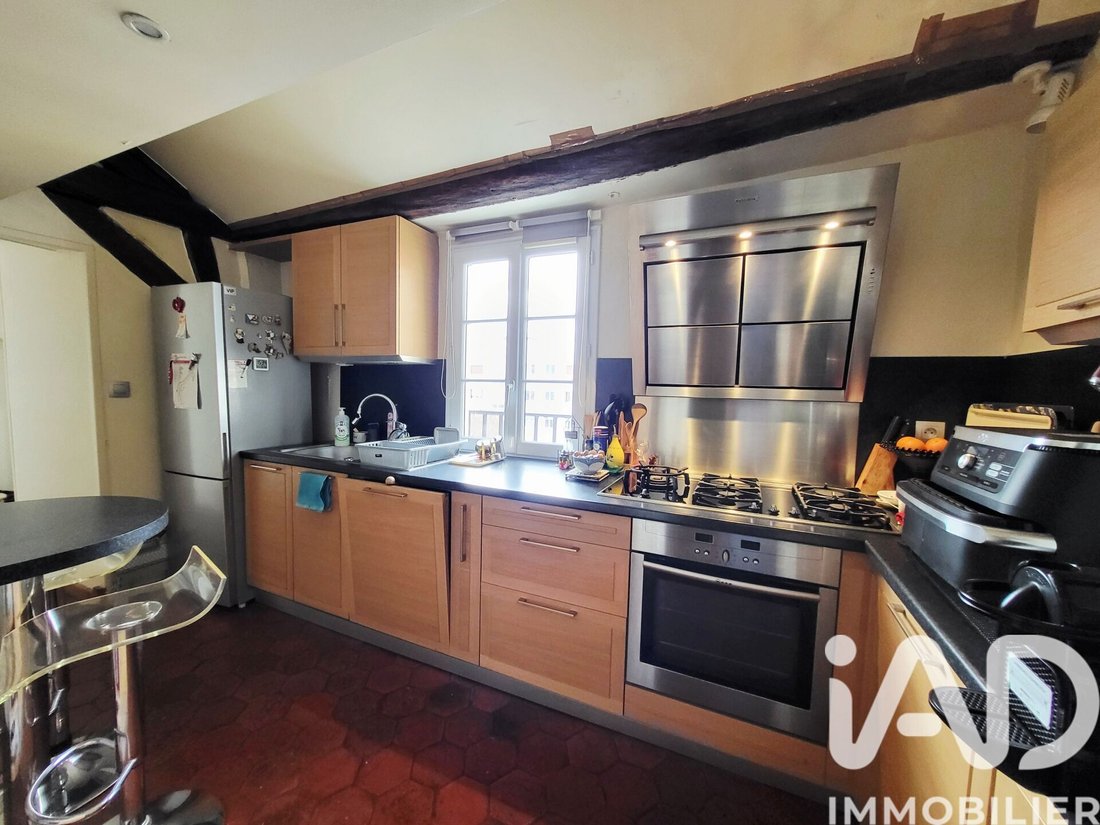 Apartment in Centre Ville-Tour du Lac, Enghien-les-Bains, France 2 - 17545771