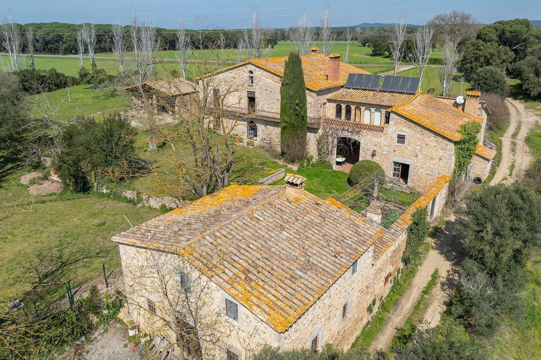 Finca in Santa Cristina d'Aro, Catalonia, Spain 4 - 17542595