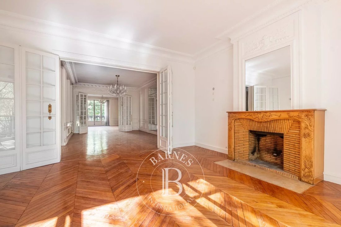 Apartment in Gros Caillou, Paris 7e Arrondissement, Paris 3 - 17540883