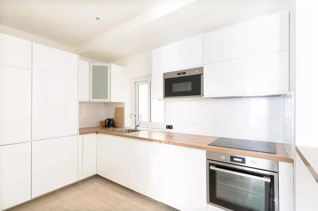 Apartment in Triangle d'Or, Paris 8e Arrondissement, Paris 4 - 17540917
