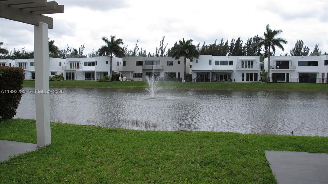 House in Doral, Florida, United States 2 - 17542893