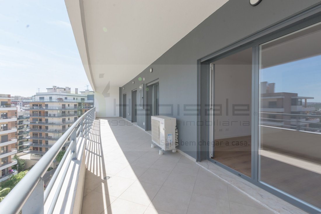 Apartment in Odivelas, Lisbon, Portugal 3 - 17541981