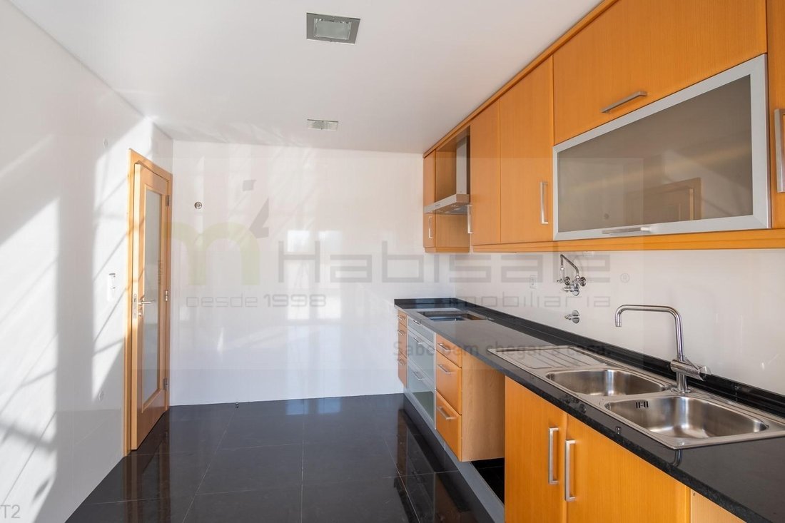 Apartment in Carcavelos e Parede, Lisbon, Portugal 5 - 17542138