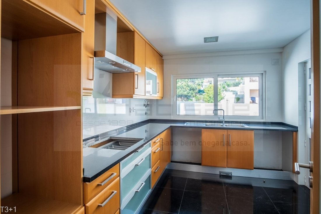 Apartment in Carcavelos e Parede, Lisbon, Portugal 4 - 17542137