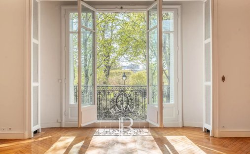 Apartment in Gros Caillou, Paris 7e Arrondissement, Paris 1