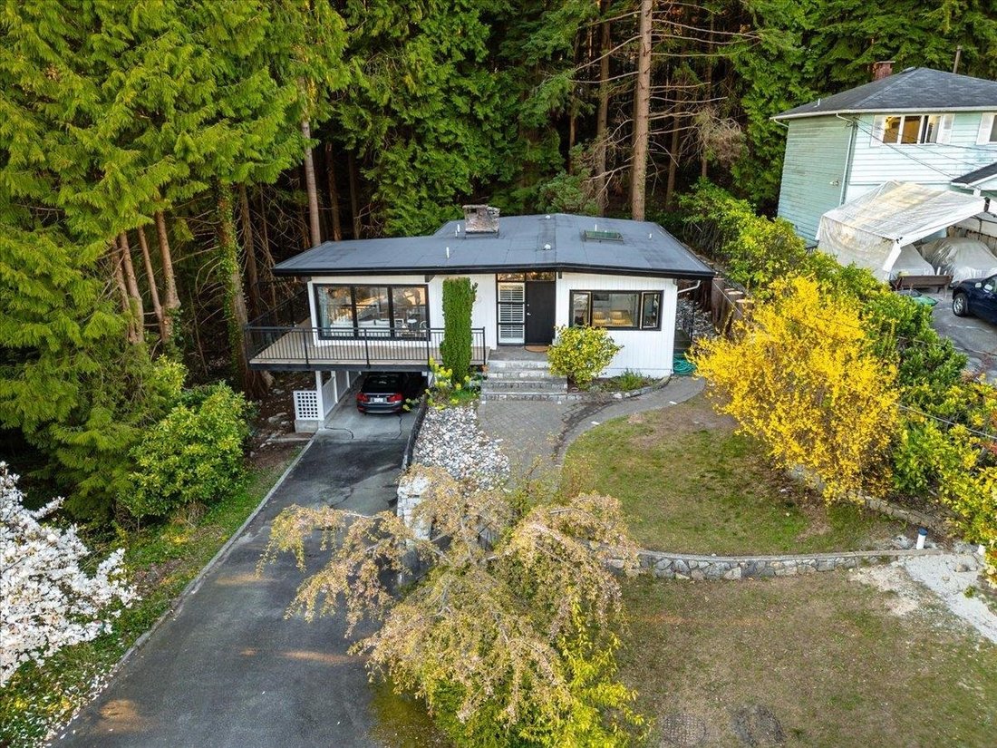 House in North Vancouver, British Columbia, Canada 3 - 17544665