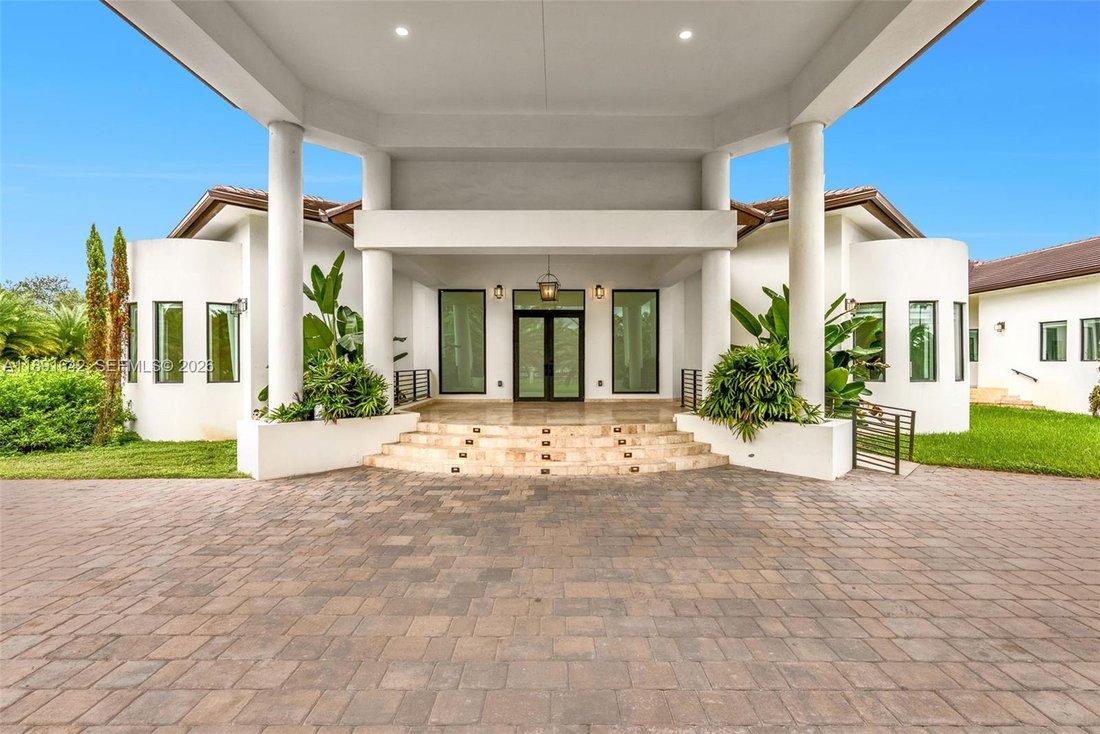 House in Miami, Florida, United States 4 - 16639913