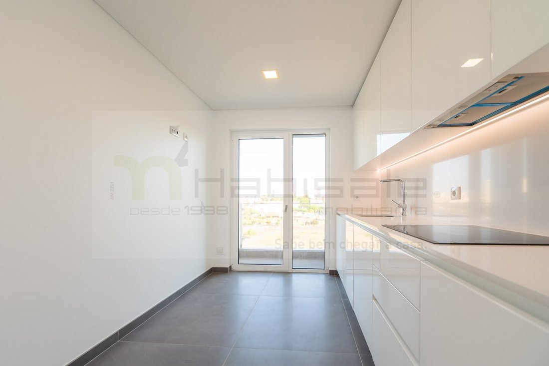 Apartment in Carcavelos e Parede, Lisbon, Portugal 1 - 17542033