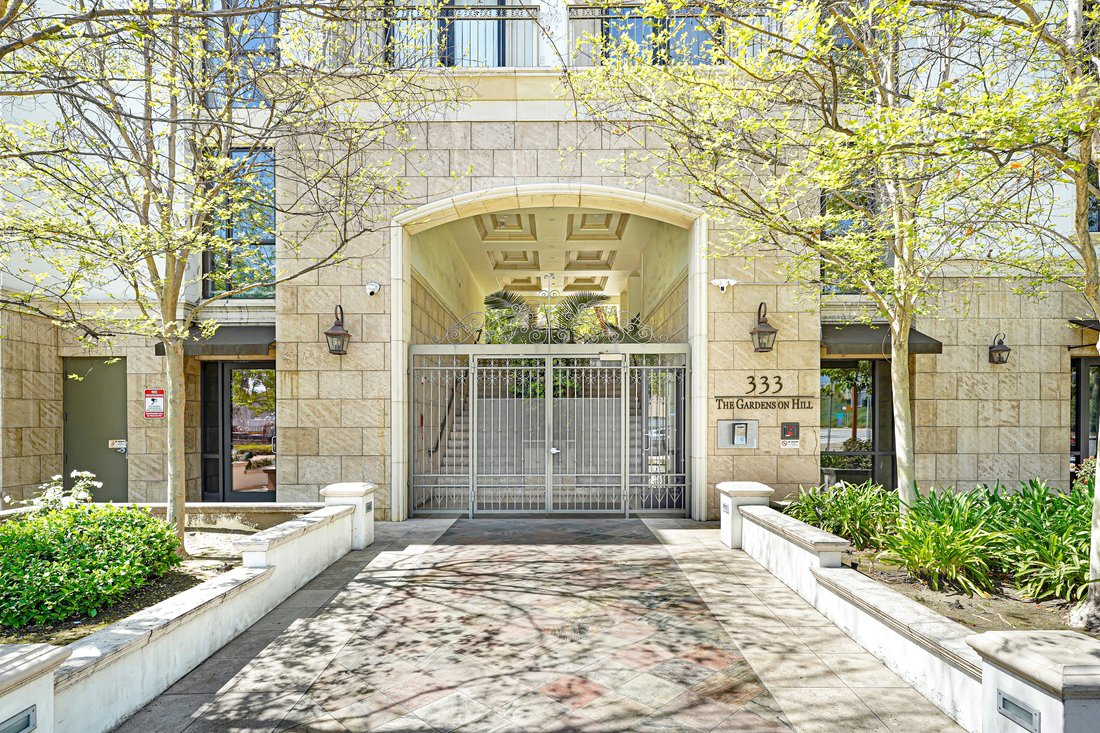 Condo in Altadena, California, United States 1 - 17539202