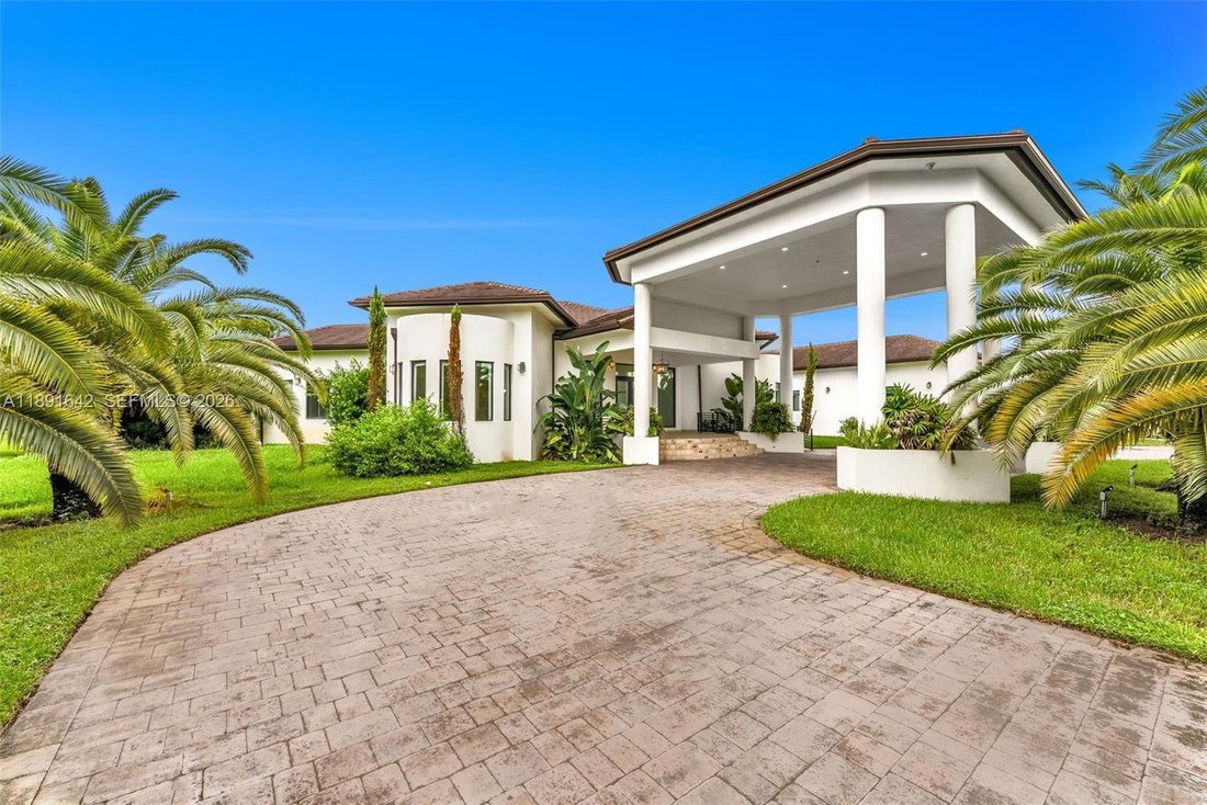 House in Miami, Florida, United States 2 - 16639913
