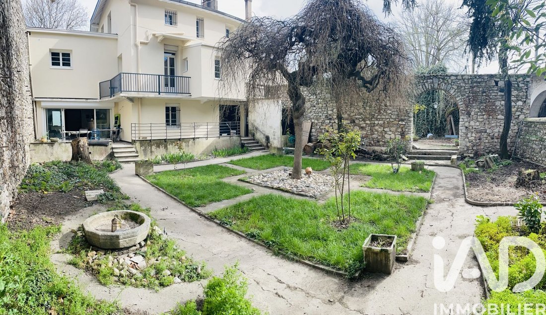 House in Le Pouzin, Auvergne-Rhône-Alpes, France 1 - 17545674