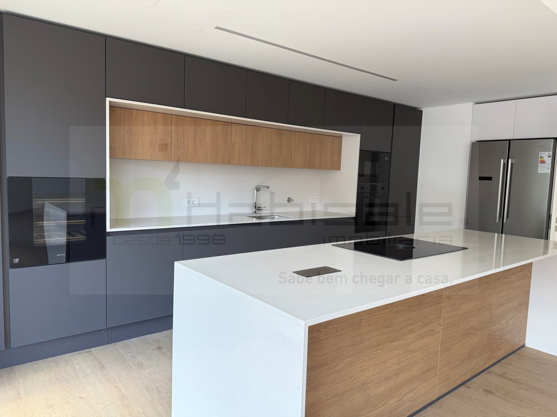 Apartment in Parede, Lisbon, Portugal 2 - 17542087