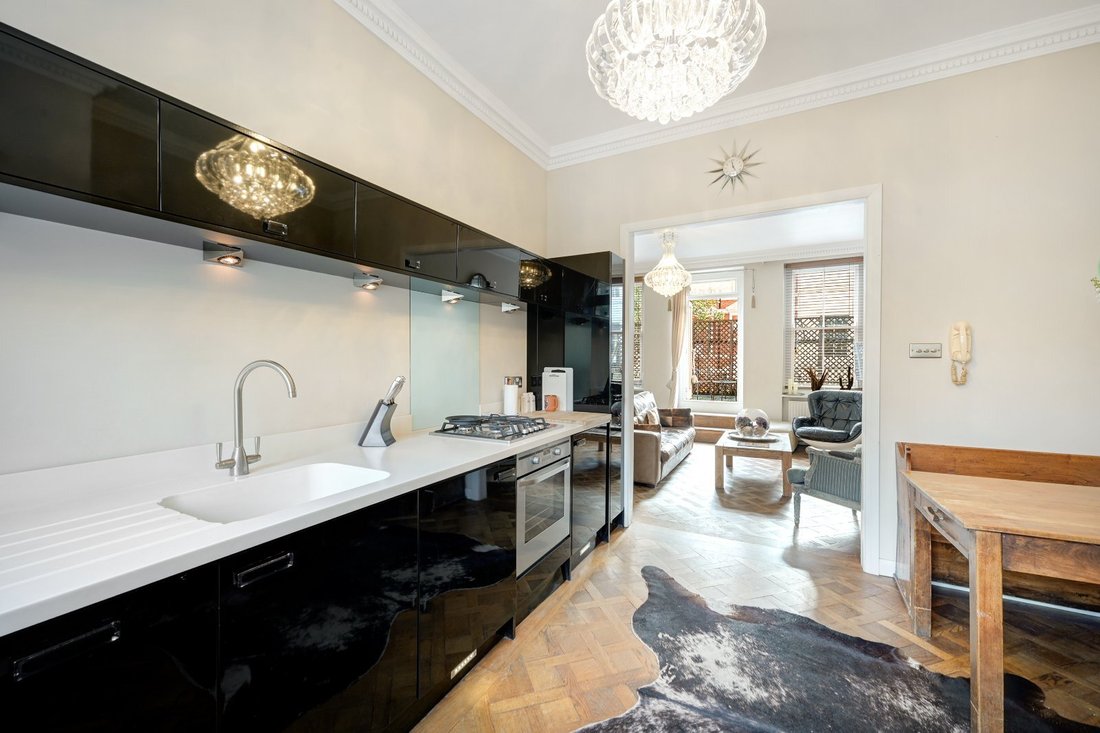 Apartment in World's End, Kensington And Chelsea, England 2 - 17540251