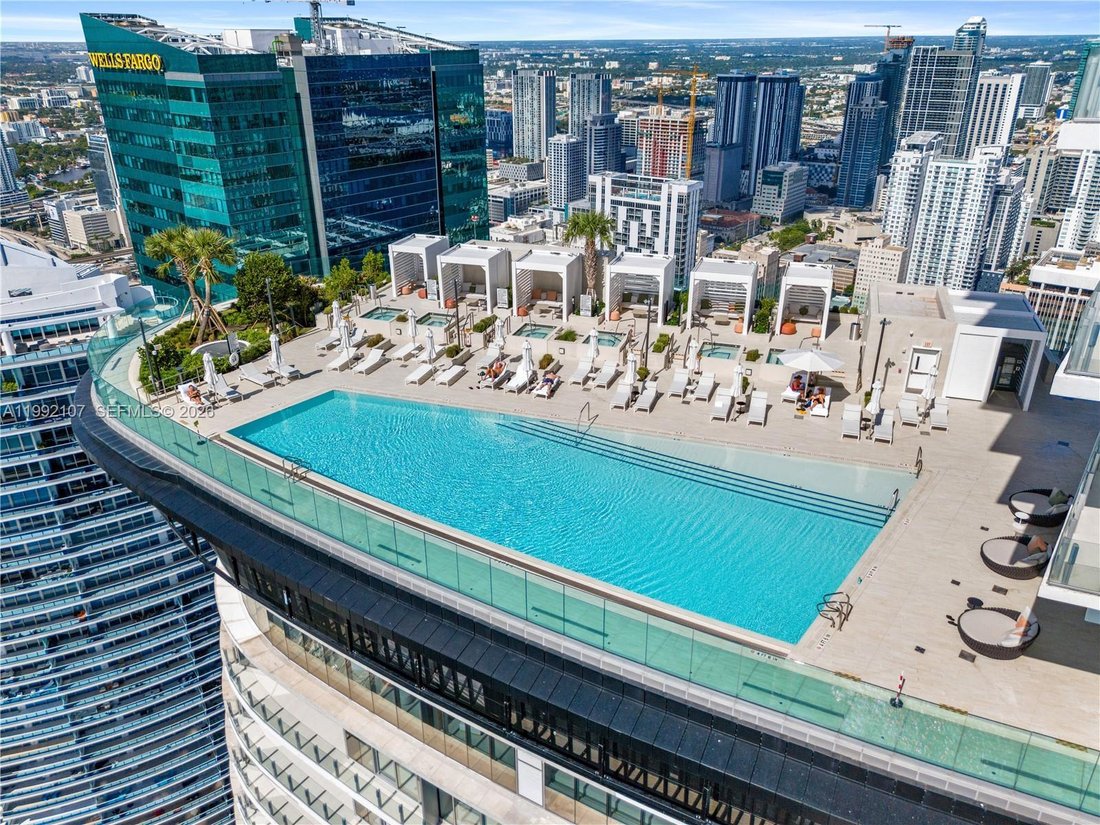 Condo in Miami, Florida, United States 5 - 17542894