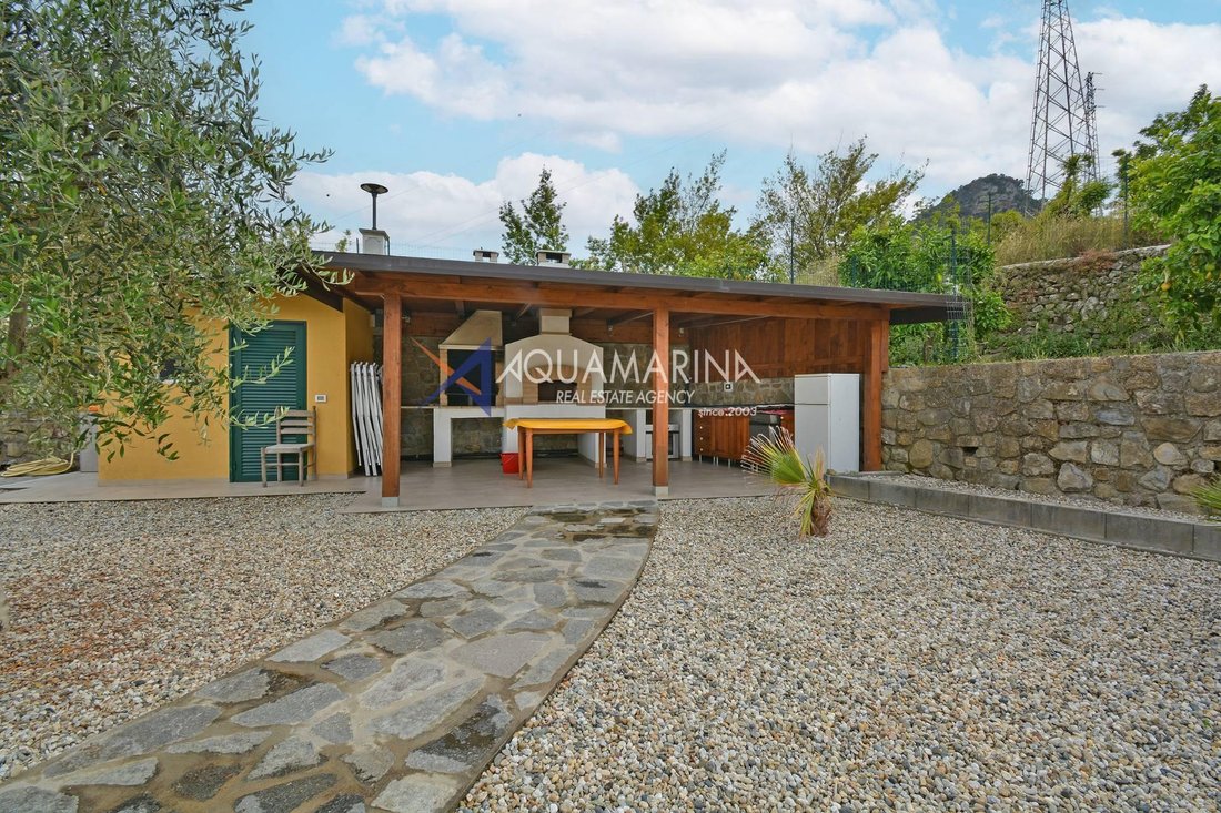 Villa in Vallecrosia, Liguria, Italy 4 - 17539760