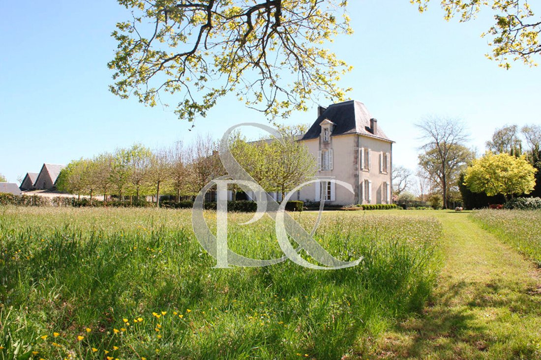 House in Avrillé, Pays de la Loire, France 1 - 16867425