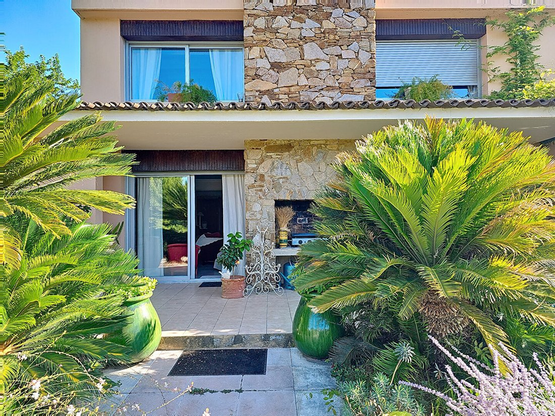 Villa in Montfavet Banlieue, Avignon, France 4 - 17541447