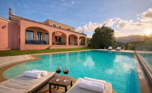 Villa in Corfù, Peloponnese, Western Greece and the Ionian, Grecia 1