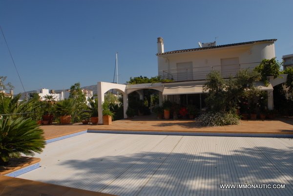 Villa in Roses, Catalonia, Spain 2 - 17542647