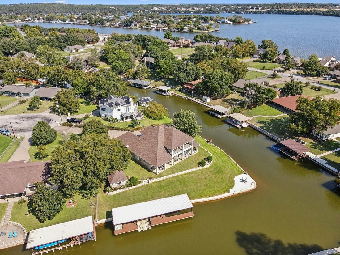 House in Granbury, Texas, United States 4 - 16662501
