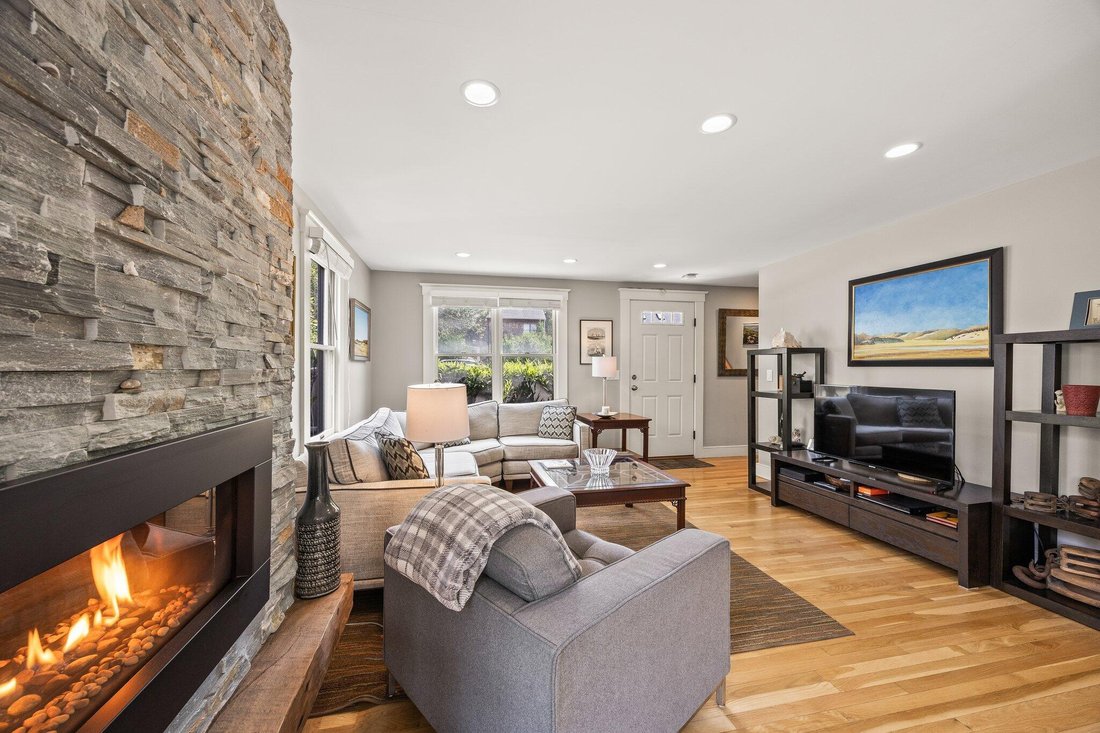 Condo in Provincetown, Massachusetts, United States 5 - 17539229