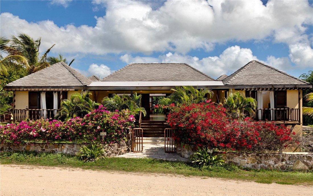 House in English Harbour, Saint Paul, Antigua and Barbuda 3 - 17540947