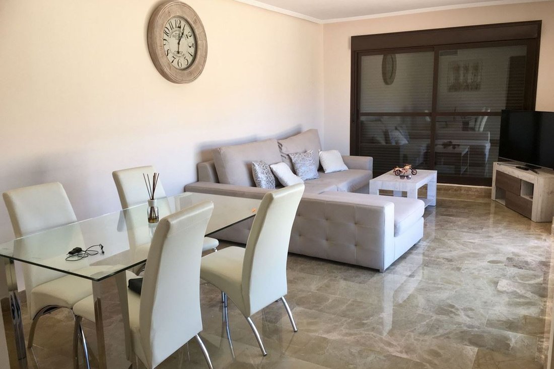 Apartment in Estepona, Andalusia, Spain 3 - 17541359