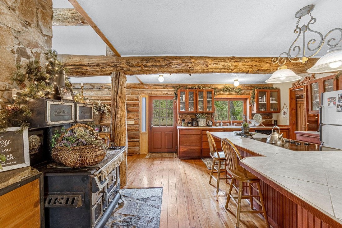 House in Sisters, Oregon, United States 5 - 17542522